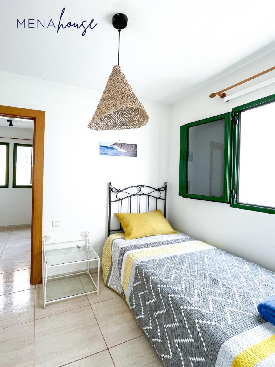 Mena House Villa คอร์ราเลโฮ ภายนอก รูปภาพ