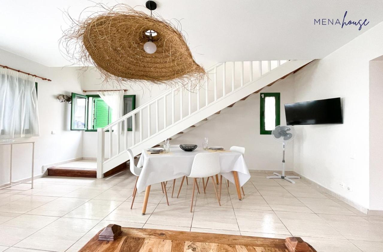 Mena House Villa คอร์ราเลโฮ ภายนอก รูปภาพ