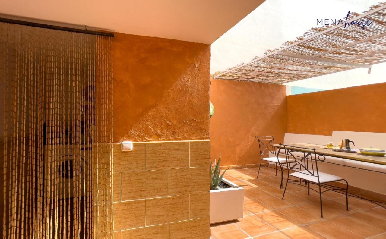 Mena House Villa คอร์ราเลโฮ ภายนอก รูปภาพ
