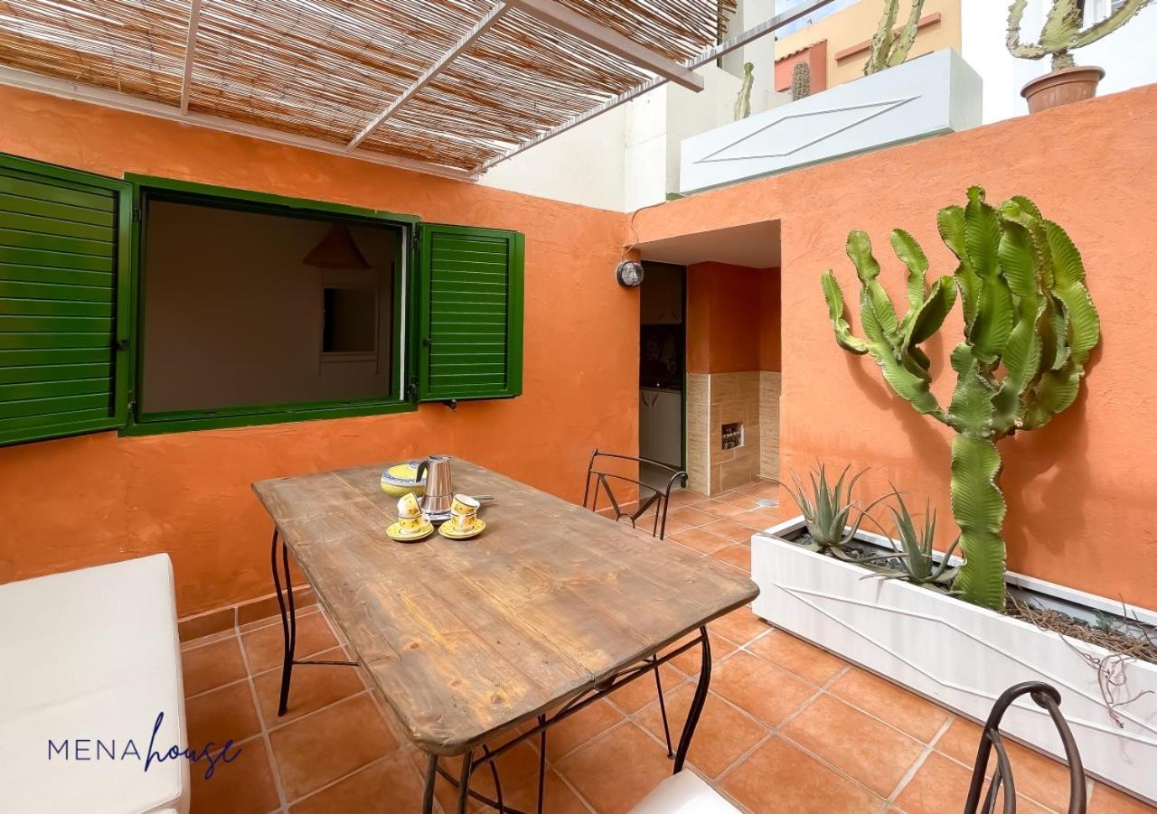 Mena House Villa คอร์ราเลโฮ ภายนอก รูปภาพ